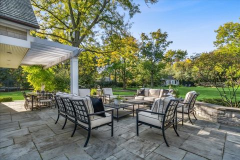Tiny photo for 2335 Pebblefork Lane, Northfield, IL 60093 (MLS # 12603397)