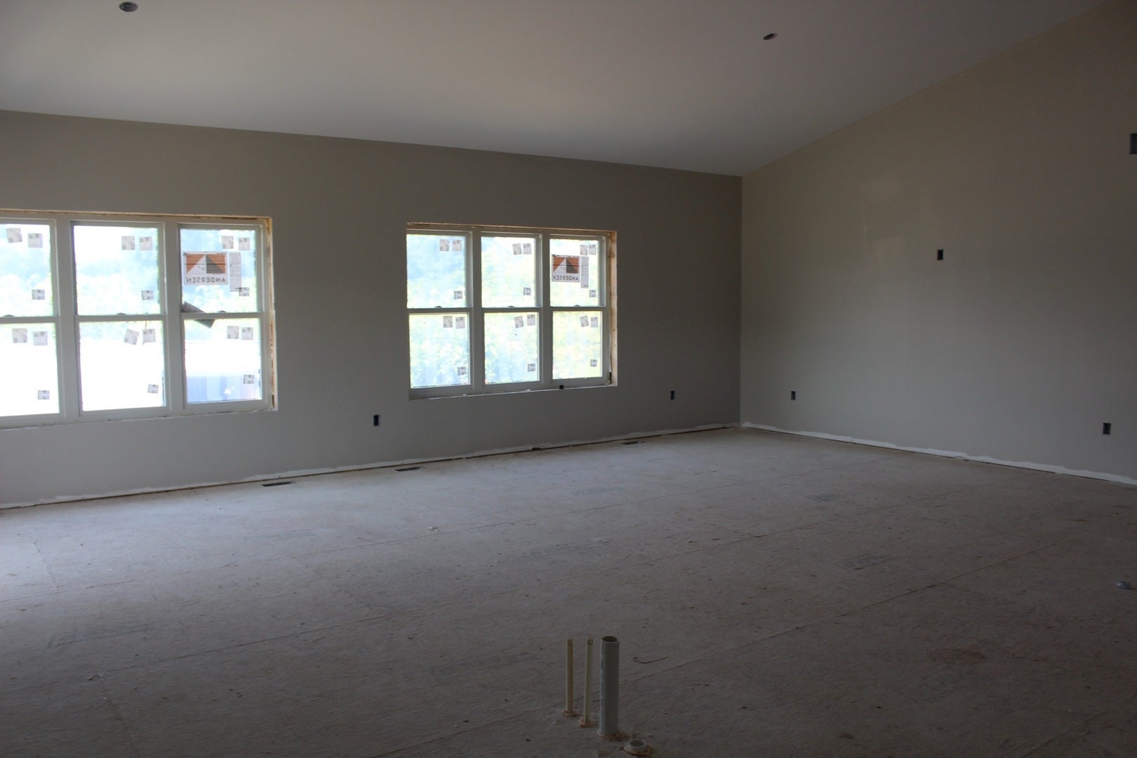 514 Creekside Circle