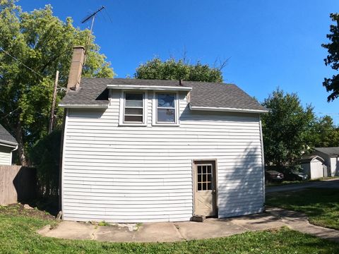 Tiny photo for 4 BLACKMAN Avenue, Joliet, IL 60436 (MLS # 12484040)