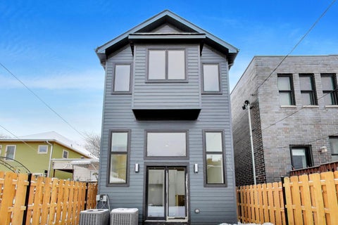 Tiny photo for 1910 W Fletcher Street, Chicago, IL 60657 (MLS # 12660127)