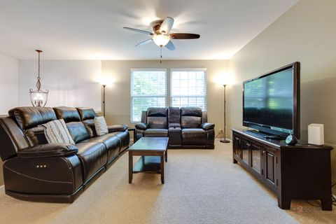 Tiny photo for 1077 Crane Point, Elgin, IL 60124 (MLS # 12432144)