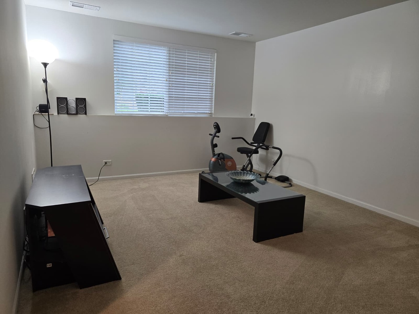 1077 Crane Point