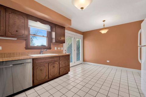 Tiny photo for 6106 Western Avenue, Willowbrook, IL 60527 (MLS # 12579903)