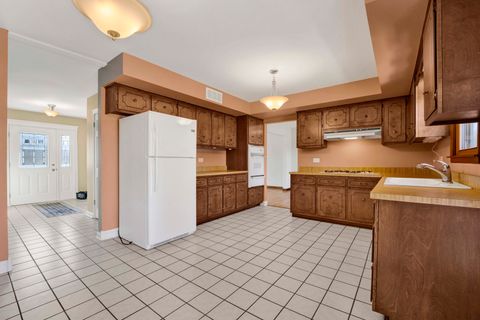 Tiny photo for 6106 Western Avenue, Willowbrook, IL 60527 (MLS # 12579903)