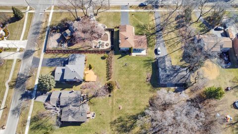 Tiny photo for 6106 Western Avenue, Willowbrook, IL 60527 (MLS # 12579903)