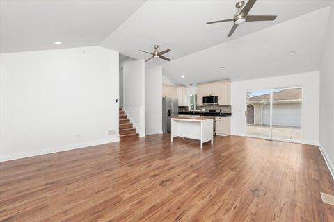 Tiny photo for 8229 S 76th Avenue S, Bridgeview, IL 60455 (MLS # 12495433)