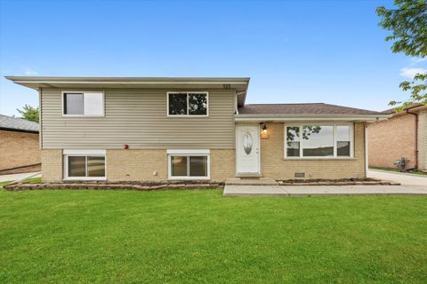 Tiny photo for 8229 S 76th Avenue S, Bridgeview, IL 60455 (MLS # 12495433)