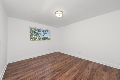 Tiny photo for 8229 S 76th Avenue S, Bridgeview, IL 60455 (MLS # 12495433)