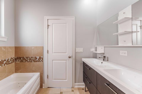 Tiny photo for 7930 W Grand Avenue #3W, Elmwood Park, IL 60707 (MLS # 12763070)