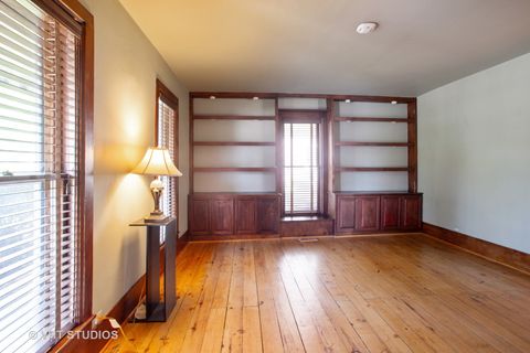 Tiny photo for 404 Washington Street, West Dundee, IL 60118 (MLS # 12399499)