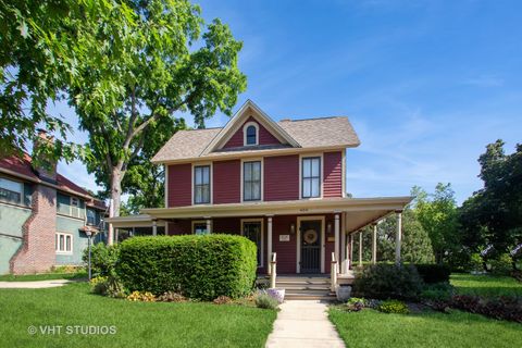 Photo of 404 Washington Street, West Dundee, IL 60118 (MLS # 12399499)