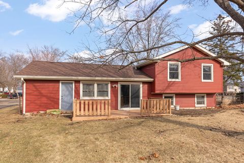 Tiny photo for 127 Monticello Circle, Bolingbrook, IL 60440 (MLS # 12568445)