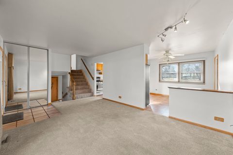 Tiny photo for 127 Monticello Circle, Bolingbrook, IL 60440 (MLS # 12568445)