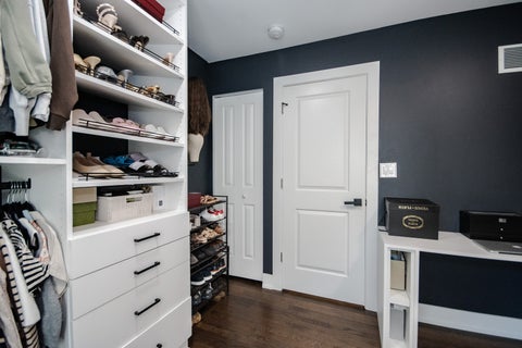 Tiny photo for 6630 N Trumbull Avenue, Lincolnwood, IL 60712 (MLS # 12743502)