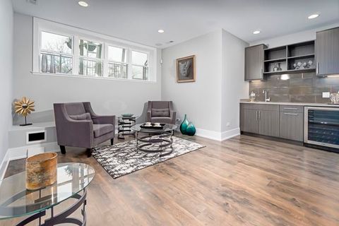 Tiny photo for 1015 E 43rd Street, Chicago, IL 60653 (MLS # 12481147)