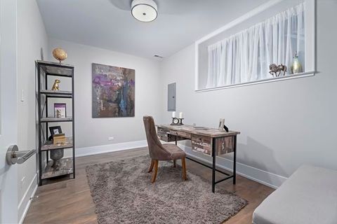 Tiny photo for 1015 E 43rd Street, Chicago, IL 60653 (MLS # 12481147)