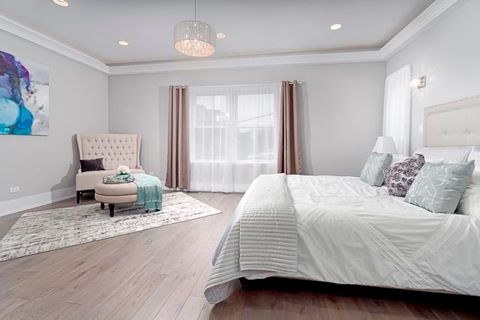 Tiny photo for 1015 E 43rd Street, Chicago, IL 60653 (MLS # 12481147)