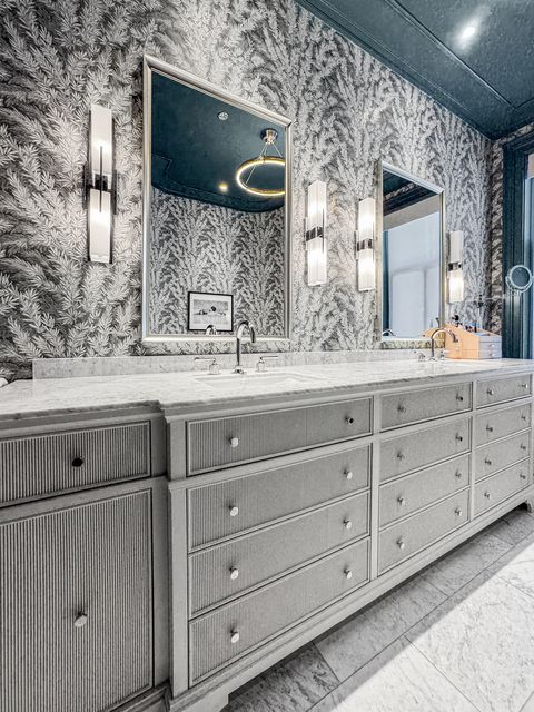 Tiny photo for 2350 N Orchard Street #701, Chicago, IL 60614 (MLS # 12604806)