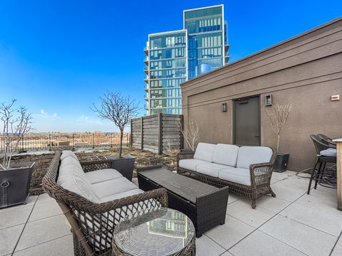 Tiny photo for 2350 N Orchard Street #701, Chicago, IL 60614 (MLS # 12604806)
