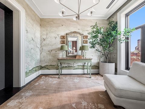 Tiny photo for 2350 N Orchard Street #701, Chicago, IL 60614 (MLS # 12604806)