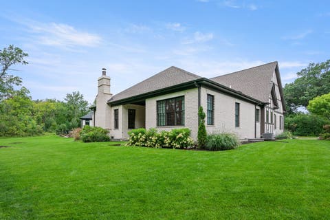 Tiny photo for 1945 Amberley Court, Lake Forest, IL 60045 (MLS # 12737156)