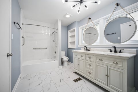Tiny photo for 6 Linden Avenue, Buffalo Grove, IL 60089 (MLS # 12668084)