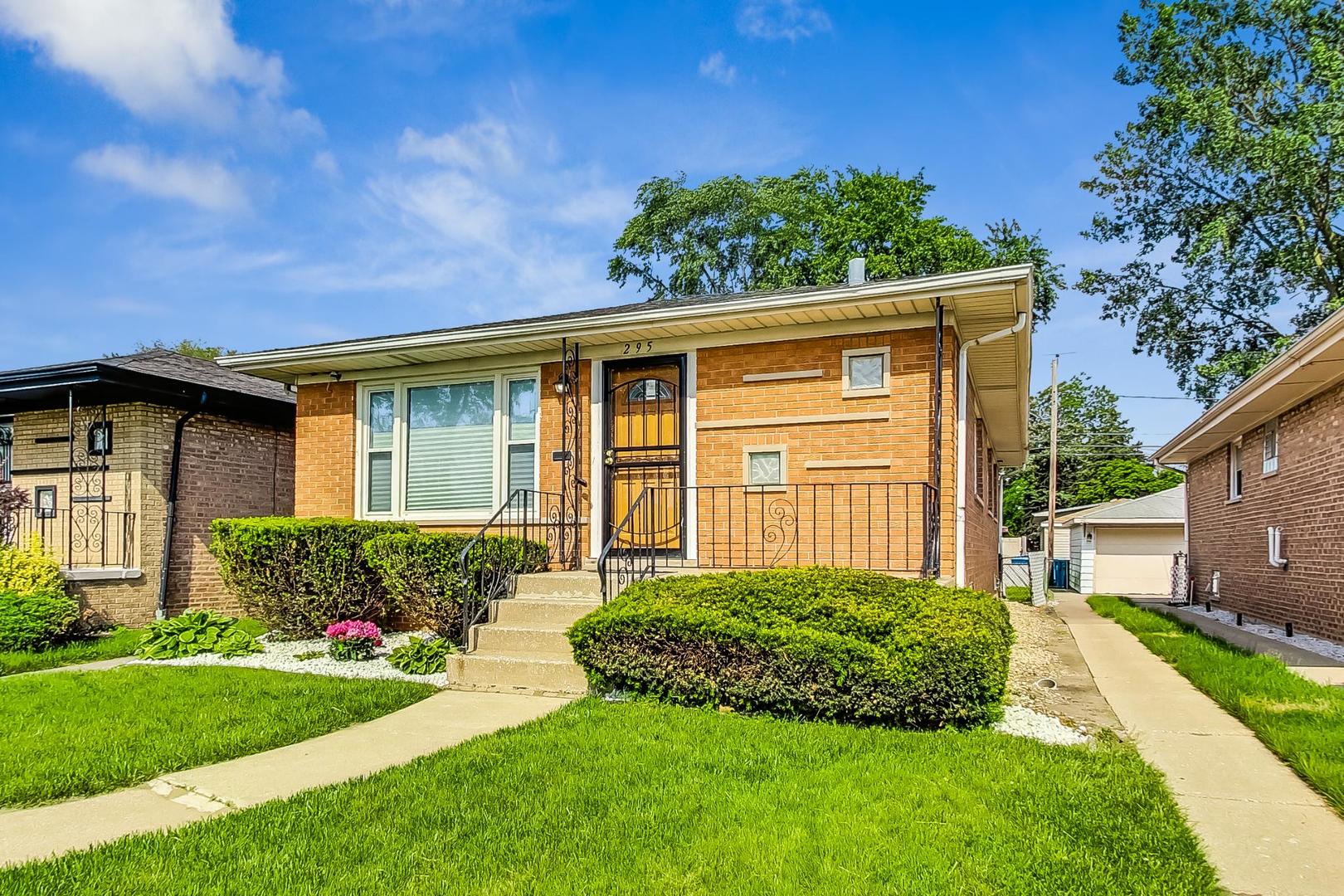 295 Prairie Avenue