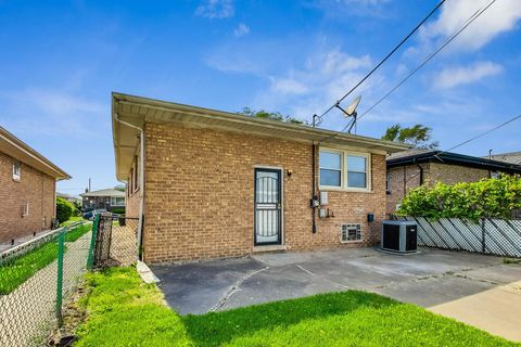 Tiny photo for 295 Prairie Avenue, Calumet City, IL 60409 (MLS # 12589803)