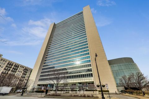 500 W Superior Street 1804 Chicago IL 60654