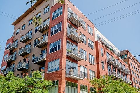 824 W Superior Street 501 Chicago IL 60642