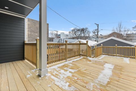 Tiny photo for 832 N Mozart Street, Chicago, IL 60622 (MLS # 12530670)