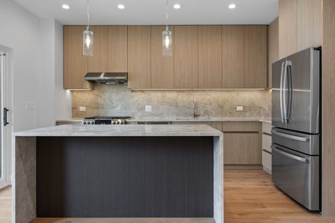 Tiny photo for 832 N Mozart Street, Chicago, IL 60622 (MLS # 12530670)