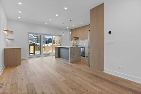 Tiny photo for 832 N Mozart Street, Chicago, IL 60622 (MLS # 12530670)