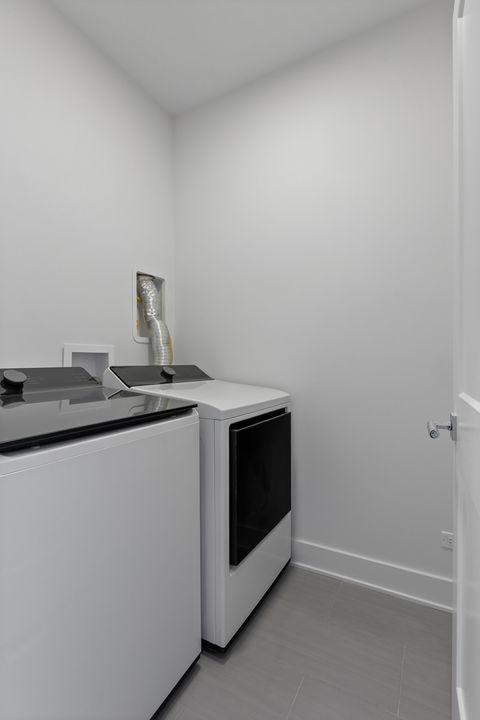 Tiny photo for 832 N Mozart Street, Chicago, IL 60622 (MLS # 12530670)