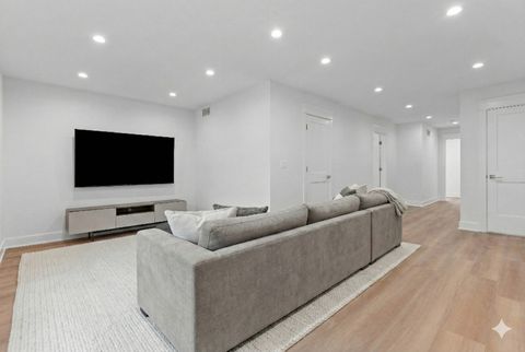 Tiny photo for 832 N Mozart Street, Chicago, IL 60622 (MLS # 12530670)