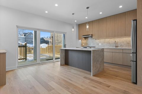 Tiny photo for 832 N Mozart Street, Chicago, IL 60622 (MLS # 12530670)