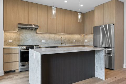 Tiny photo for 832 N Mozart Street, Chicago, IL 60622 (MLS # 12530670)