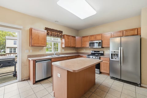 Tiny photo for 3104 Deerpath Lane, Carpentersville, IL 60110 (MLS # 12761368)