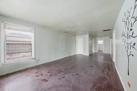 Tiny photo for 129 49th Avenue, Bellwood, IL 60104 (MLS # 12562543)