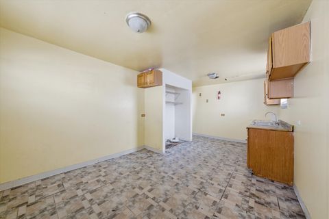 Tiny photo for 129 49th Avenue, Bellwood, IL 60104 (MLS # 12562543)