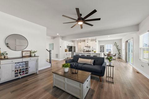 Tiny photo for 319 Atkinson Drive, Sugar Grove, IL 60554 (MLS # 12613273)