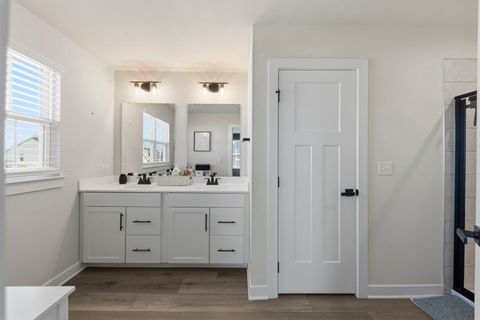 Tiny photo for 319 Atkinson Drive, Sugar Grove, IL 60554 (MLS # 12613273)