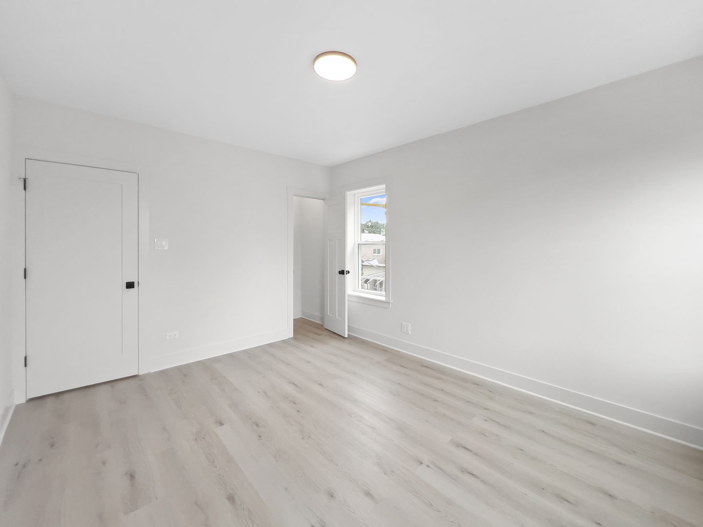 6254 N Whipple Street 1