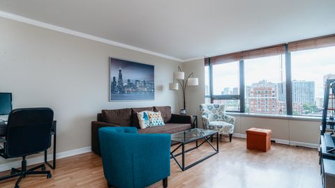Tiny photo for 3930 N Pine Grove Avenue #1205, Chicago, IL 60613 (MLS # 12633391)