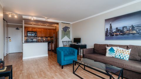 Tiny photo for 3930 N Pine Grove Avenue #1205, Chicago, IL 60613 (MLS # 12633391)