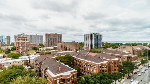 Tiny photo for 3930 N Pine Grove Avenue #1205, Chicago, IL 60613 (MLS # 12633391)