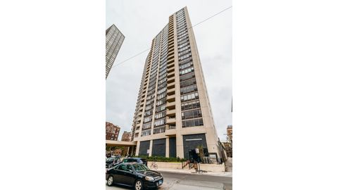 Tiny photo for 3930 N Pine Grove Avenue #1205, Chicago, IL 60613 (MLS # 12633391)