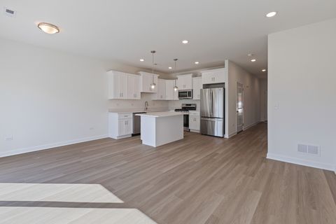 Tiny photo for 5404 135th Street, Crestwood, IL 60418 (MLS # 12504940)