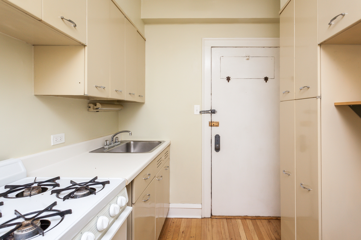 2328 N LINCOLN PARK WEST 1A