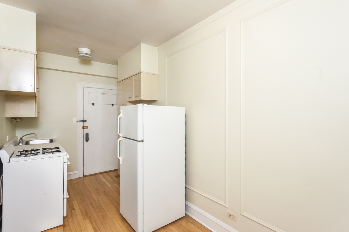 2328 N LINCOLN PARK WEST 1A